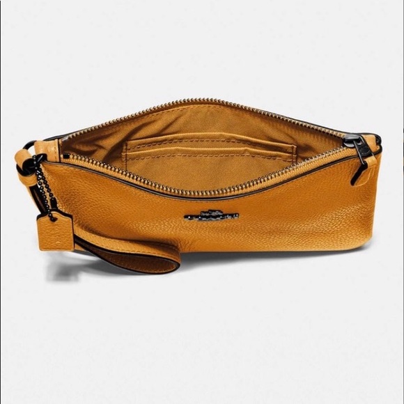 NWT, Coach Wristlet - Picture 2 of 6